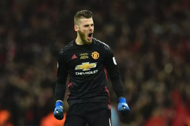 de gea 28 has long been linked with a move away from old trafford but said he wanted to help the team return to the summit of english soccer at a supporters 039 event in singapore photo afp