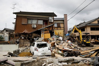 masks disinfectant social distancing japan responds to disaster amid coronavirus masks disinfectant social distancing japan responds to disaster amid coronavirus