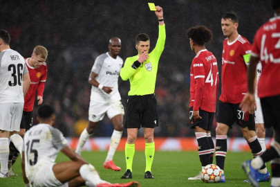 man utd villa hit by covid outbreaks man utd villa hit by covid outbreaks