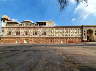 a wall that speaks lahore fort s unending mosaic a wall that speaks lahore fort s unending mosaic