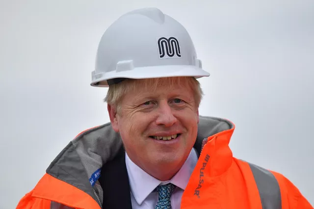 britain 039 s prime minister boris johnson reacts as he meets engineering graduates on the site of an under construction tramline in stretford near manchester britain july 27 2019 photo reuters britain 039 s prime minister boris johnson reacts as he meets engineering graduates on the site of an under construction tramline in stretford near manchester britain july 27 2019 photo reuters