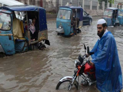 at least seven dead dozens injured as heavy rains lash pakistan at least seven dead dozens injured as heavy rains lash pakistan