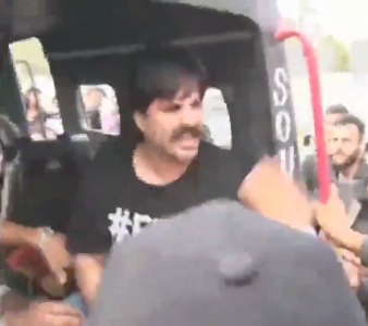 alamgir khan held after scuffle between fixit ppp supporters