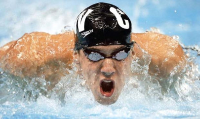 swimming phelps wraps up canada cup with win