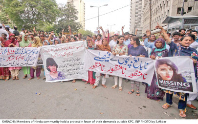 hindu community stages protest for the recovery of teenage girl hindu community stages protest for the recovery of teenage girl