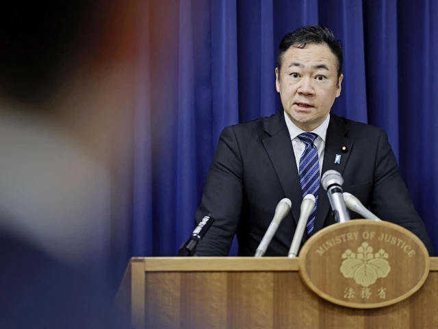 japan s justice minister keisuke suzuki speaks at a news conference about the execution of a man who killed nine people after contacting them on social media in tokyo japan photo reuters japan s justice minister keisuke suzuki speaks at a news conference about the execution of a man who killed nine people after contacting them on social media in tokyo japan photo reuters