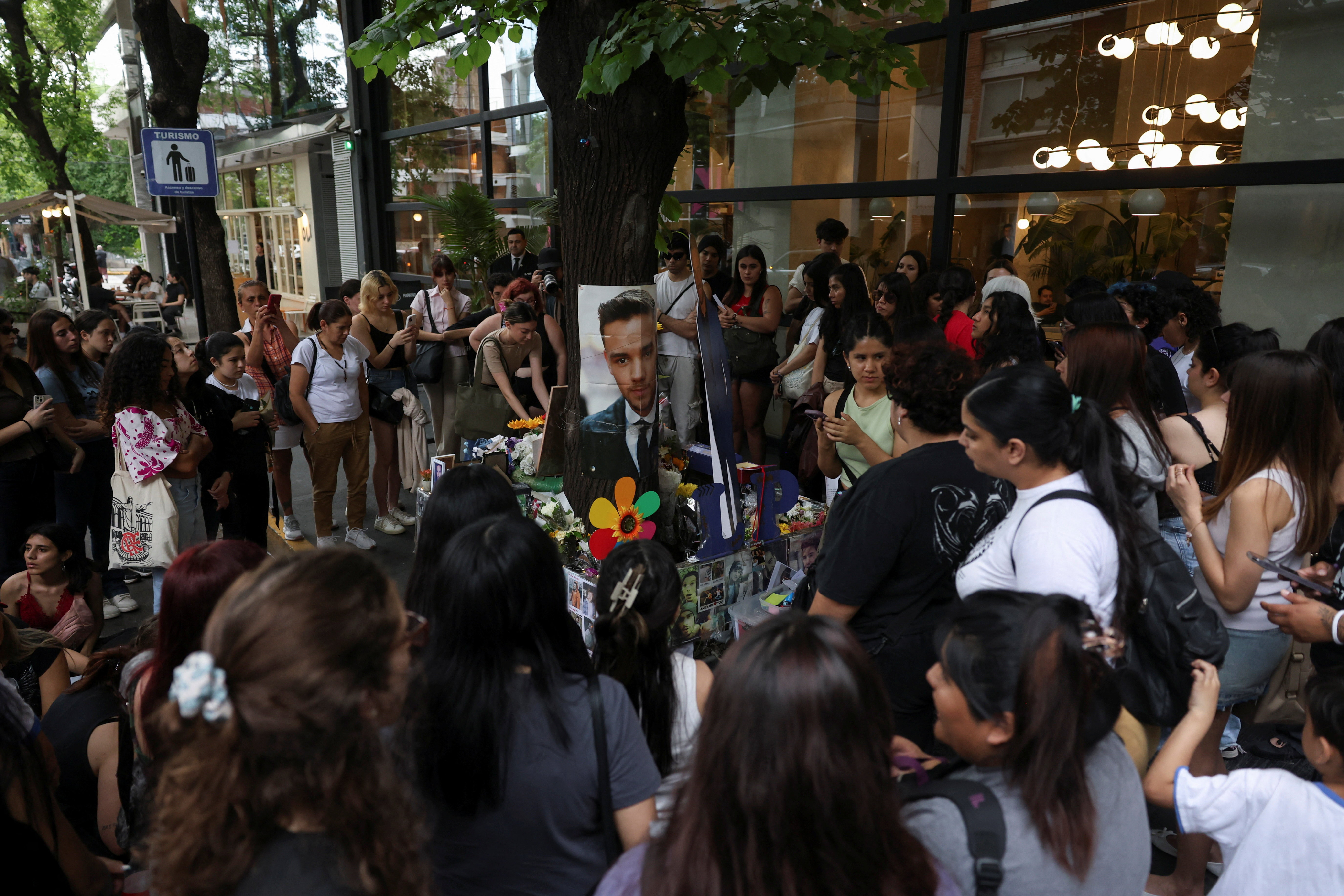 Fans remember Liam Payne on first death anniversary in Buenos Aires 8 Photo: Reuters
