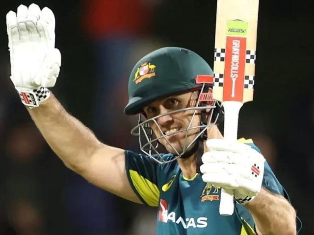 marsh stood tall in the chase smashing 103 off 52 balls photo x cricketcrowd