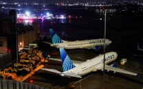 air canada express jet hits ground vehicle closing new york s laguardia airport air canada express jet hits ground vehicle closing new york s laguardia airport