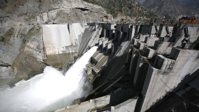 in a first hydel generation crosses 8 000mw