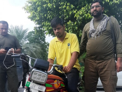 another man held for indecent exposure sexual harassment in lahore another man held for indecent exposure sexual harassment in lahore