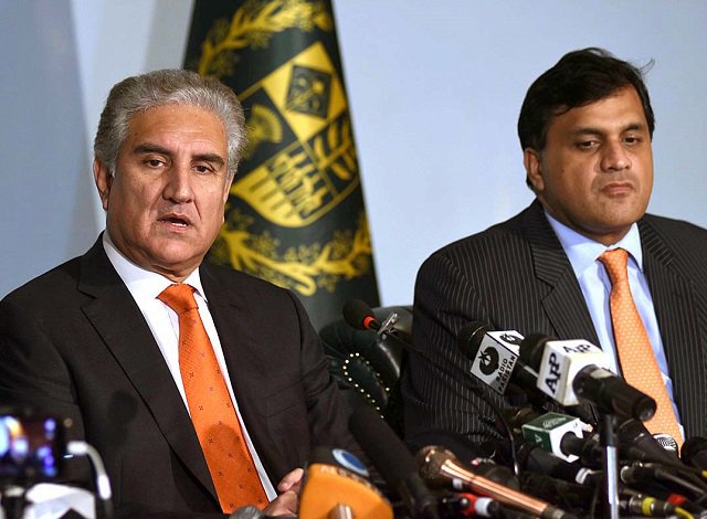 foreign minister shah mehmood qureshi and fo spokesperson dr muhammad faisal photo app