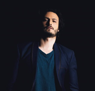 banning an actor for his opinion sets a dangerous precedent osman khalid butt banning an actor for his opinion sets a dangerous precedent osman khalid butt