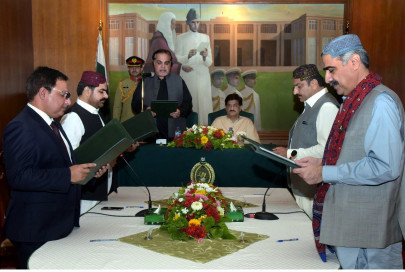 sindh cabinet undergoes quick reshuffle