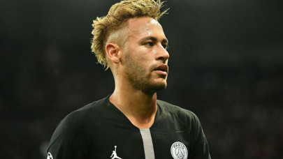 neymar speculation lingers as psg aim to shatter glass ceiling neymar speculation lingers as psg aim to shatter glass ceiling