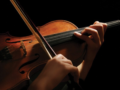 violin music fading melodies