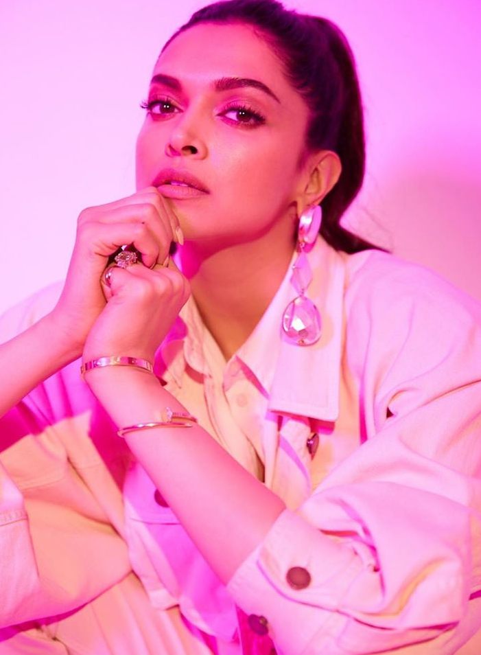 photo instagram deepika padukone