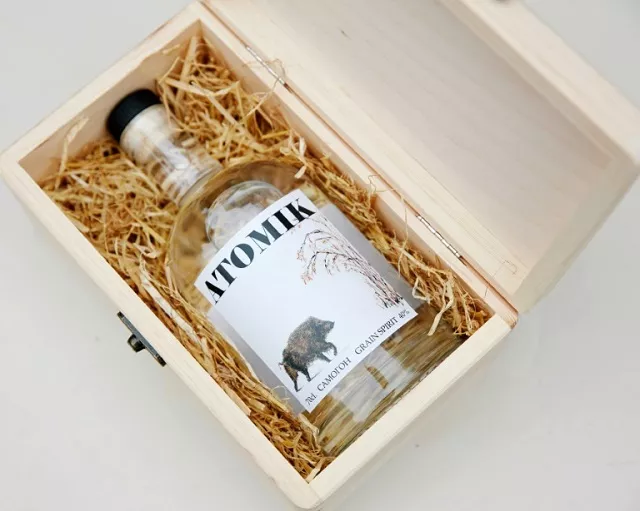 british scientists have helped produce a radioactivity free vodka called quot atomik quot from crops near the site of the 1986 chernobyl nuclear disaster photo afp british scientists have helped produce a radioactivity free vodka called quot atomik quot from crops near the site of the 1986 chernobyl nuclear disaster photo afp