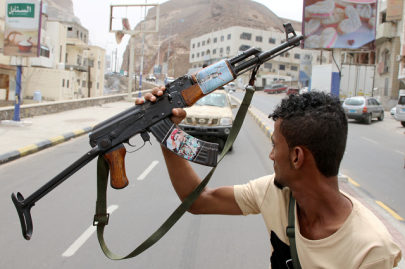clashes resume in yemen s aden as un calls for dialogue clashes resume in yemen s aden as un calls for dialogue