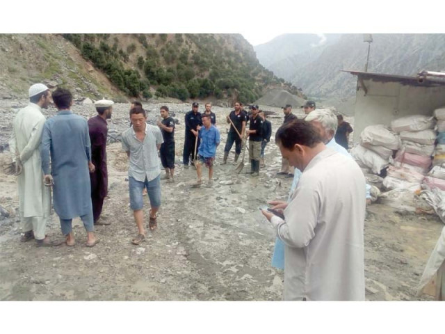 people search for bodies of drowning victims photo express