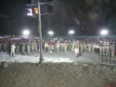 six dead as boundary wall collapses during independence day celebrations in g b