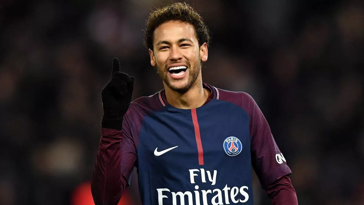 barcelona based mundo deportivo says that he would prefer a move back to catalonia to play alongside former teammates lionel messi and luis suarez photo afp barcelona based mundo deportivo says that he would prefer a move back to catalonia to play alongside former teammates lionel messi and luis suarez photo afp