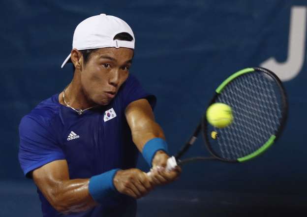 deaf south korean tennis player lee notches landmark win