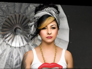 Hard Kaur Xxx Videos - Rapper Hard Kaur 'exposes' filthy, misogynistic Indians in latest video