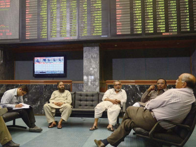 secp chief stockbrokers discuss extensive reforms secp chief stockbrokers discuss extensive reforms