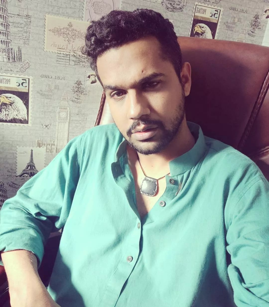 photo instagram ali gul pir photo instagram ali gul pir