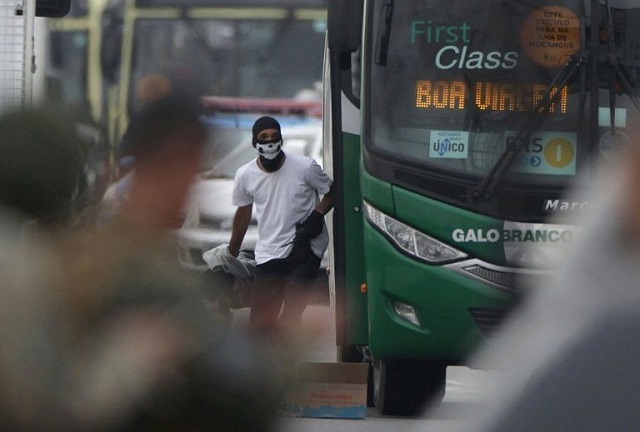 icture released by agencia o dia showing the gunman who hijacked a bus with around 31 passengers before he was shot dead by police in rio de janeiro brazil photo afp