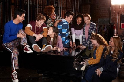 high school musical reboot serves major d j vu high school musical reboot serves major d j vu