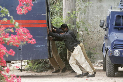 defence skewers boat basin sho over details protests when terrorised witness produced