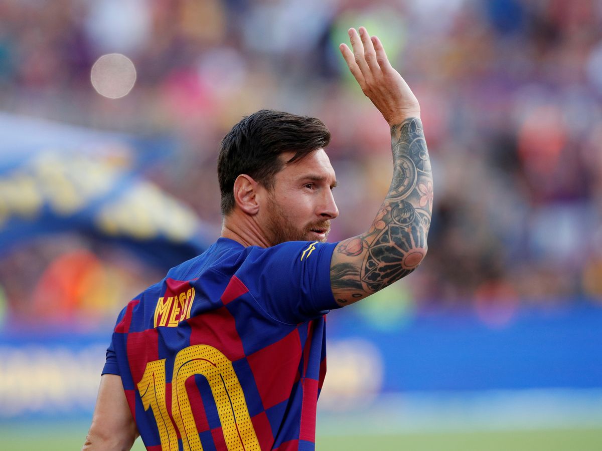 injured messi out of barca game with betis