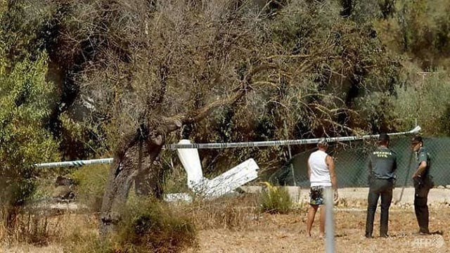 the helicopter was registered in germany quot which doesn 039 t necessarily mean the occupants were of this nationality quot he said stressing that an investigation into the victims 039 nationalities was still underway photo afp the helicopter was registered in germany quot which doesn 039 t necessarily mean the occupants were of this nationality quot he said stressing that an investigation into the victims 039 nationalities was still underway photo afp