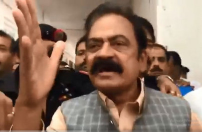 judge stops proceedings after receiving whatsapp message judge stops proceedings after receiving whatsapp message