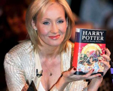 fans stars and hollywood mourn end of harry potter magic