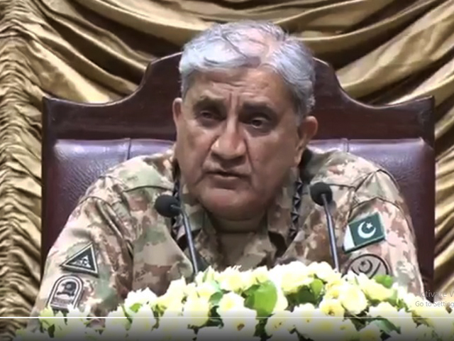 army chief visits gujranwala corps hq says deteriorating situation in iok is a threat to regional peace screengrab