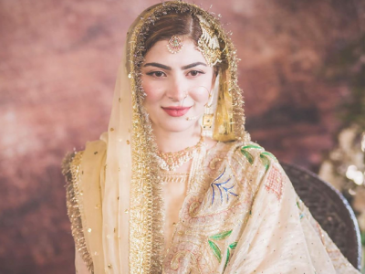 naimal khawar on why she opted to do her own hair makeup on nikkah naimal khawar on why she opted to do her own hair makeup on nikkah