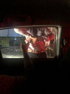 karachiites put their altruism on show amid rain crippling traffic jams