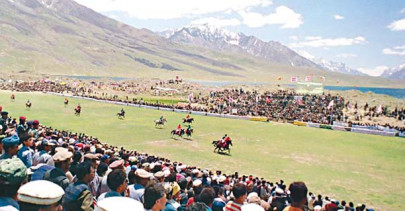 risky game shandur polo festival kicks off with a thrilling match