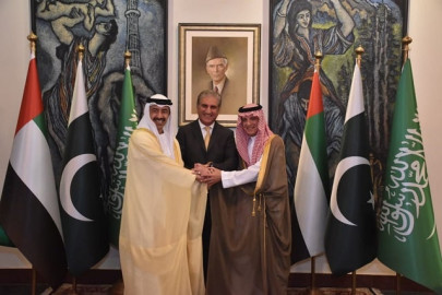 pakistan seeks clear saudi uae stand on kashmir pakistan seeks clear saudi uae stand on kashmir