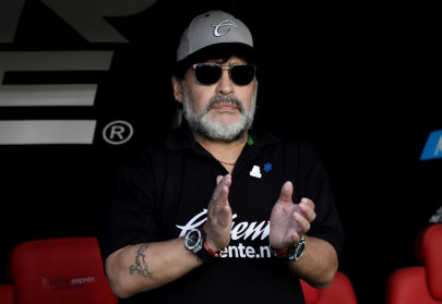 maradona to coach argentine club