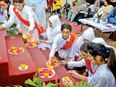 pu vc announces quota stipend for martyrs children on defence day