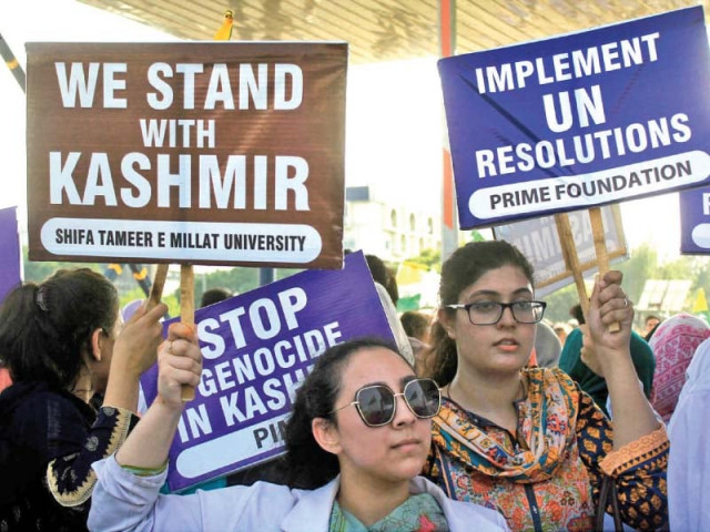 people in islamabad rally in support of kashmir as they observe defence day photos agencies people in islamabad rally in support of kashmir as they observe defence day photos agencies
