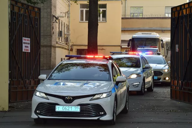 a police convoy escort two buses with tinted windows leaving the high security prison of lefortovo in moscow as a long awaited exchange of prisoners between moscow and kiev has begun today photo afp a police convoy escort two buses with tinted windows leaving the high security prison of lefortovo in moscow as a long awaited exchange of prisoners between moscow and kiev has begun today photo afp