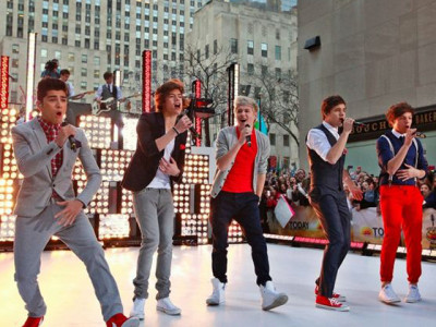 i walked in the opposite direction when one direction won the people s choice awards i walked in the opposite direction when one direction won the people s choice awards