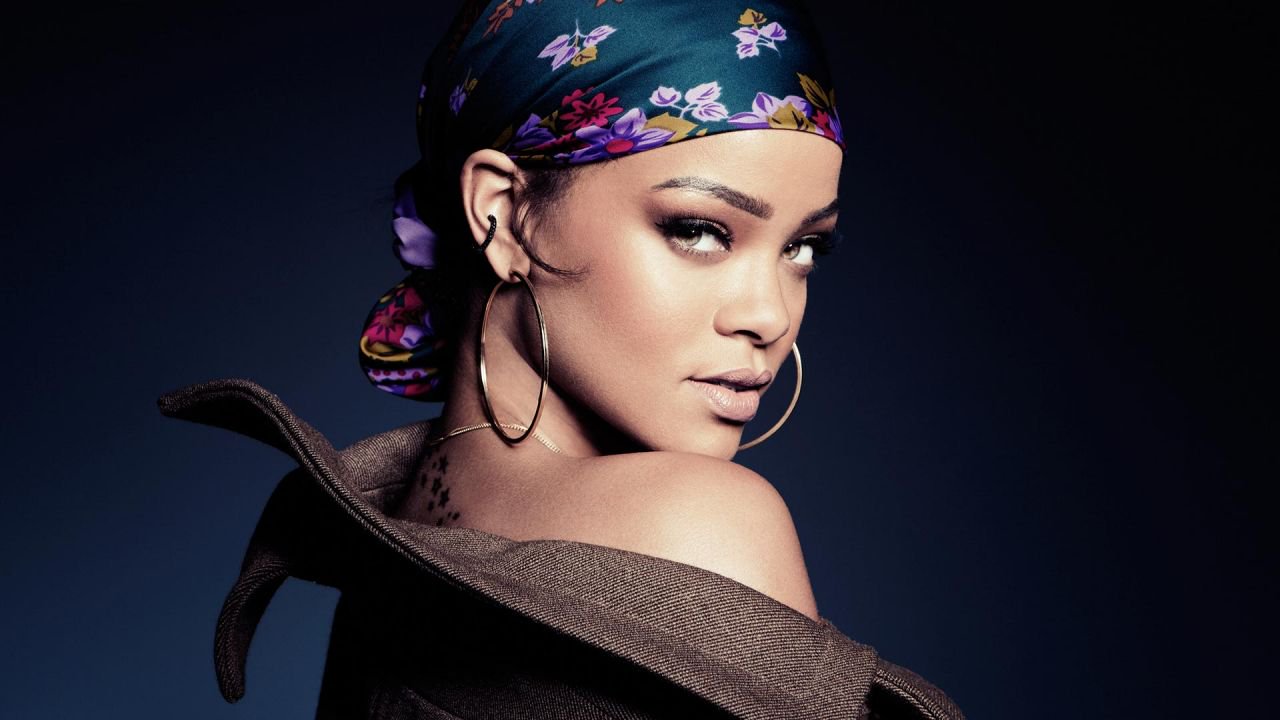 rihanna stages savage x fenty fashion show exclusively for amazon
