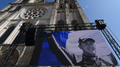motor racing remembers hubert at funeral in chartres