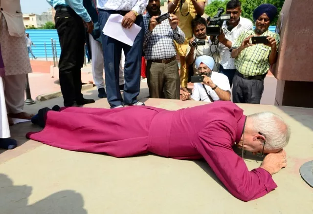 archbishop of canterbury justin welby paid tribute to the hundreds of people killed at amritsar in 1919 photo afp archbishop of canterbury justin welby paid tribute to the hundreds of people killed at amritsar in 1919 photo afp